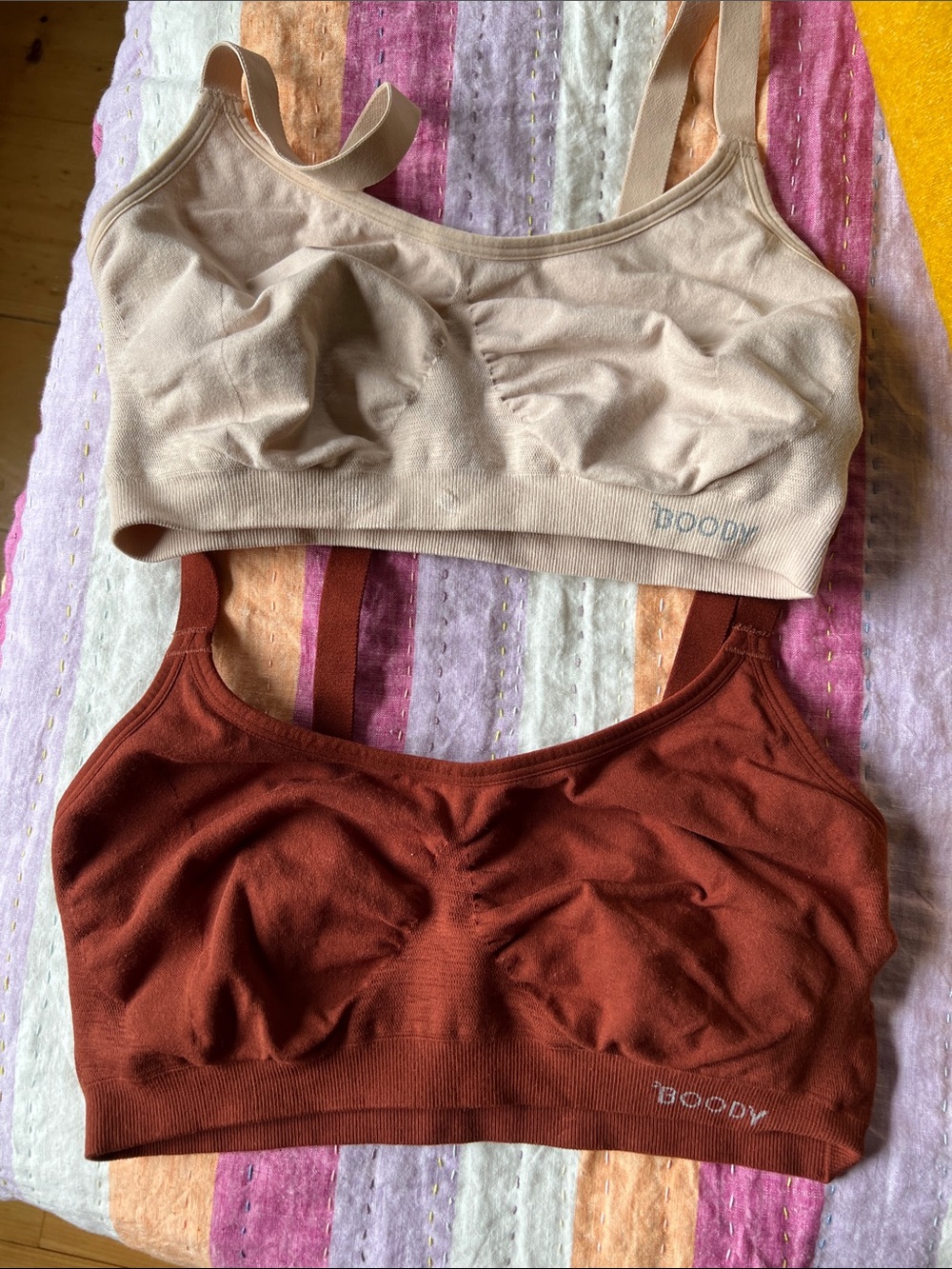 Boody full bust bra lot, medium